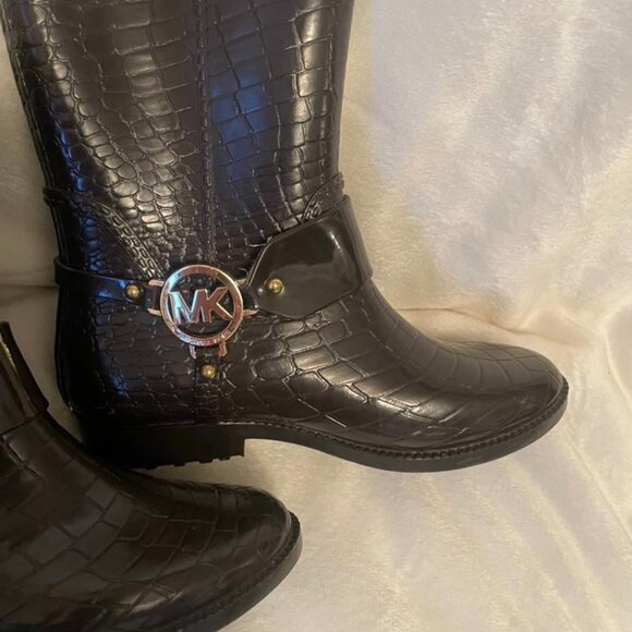 NWOT Michael Kors MK Logo Fulton Iconic Harness Equestrian Rain Boots size 6 - Picture 2 of 8